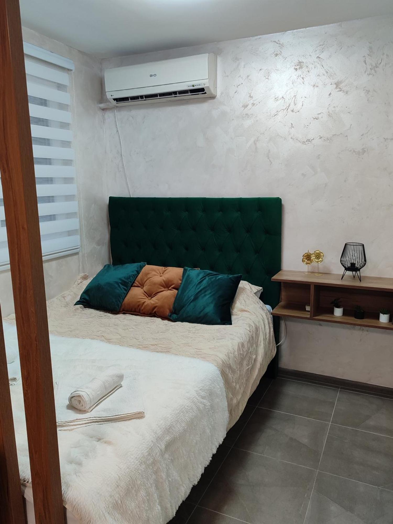 Studio Apartman Free Parking Rubikon Belgrad Zewnętrze zdjęcie