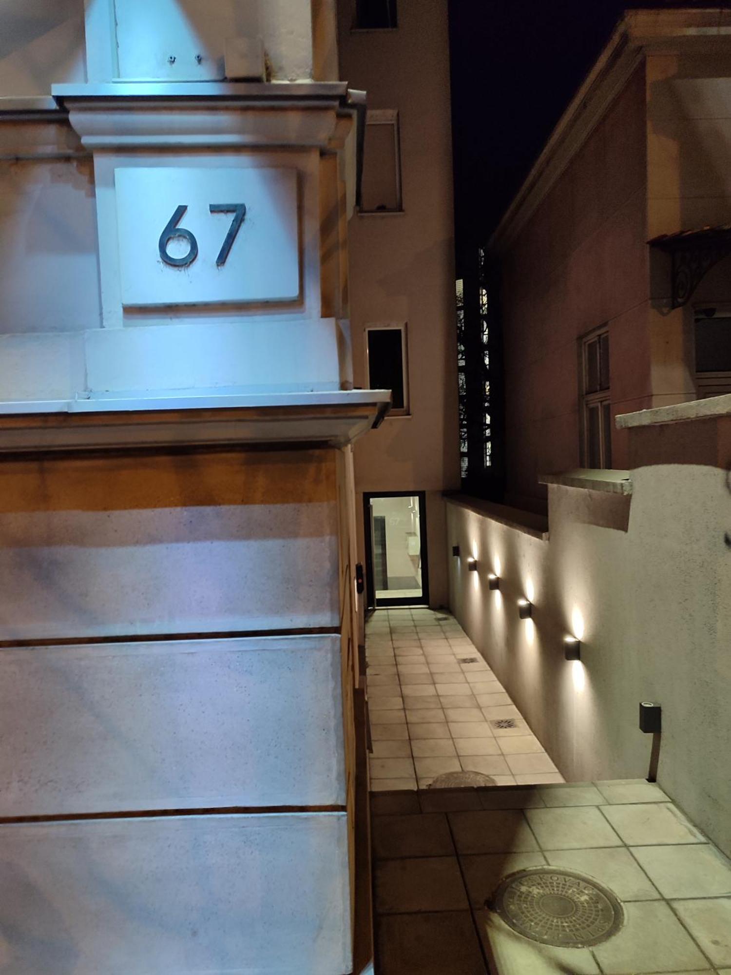 Studio Apartman Free Parking Rubikon Belgrad Zewnętrze zdjęcie