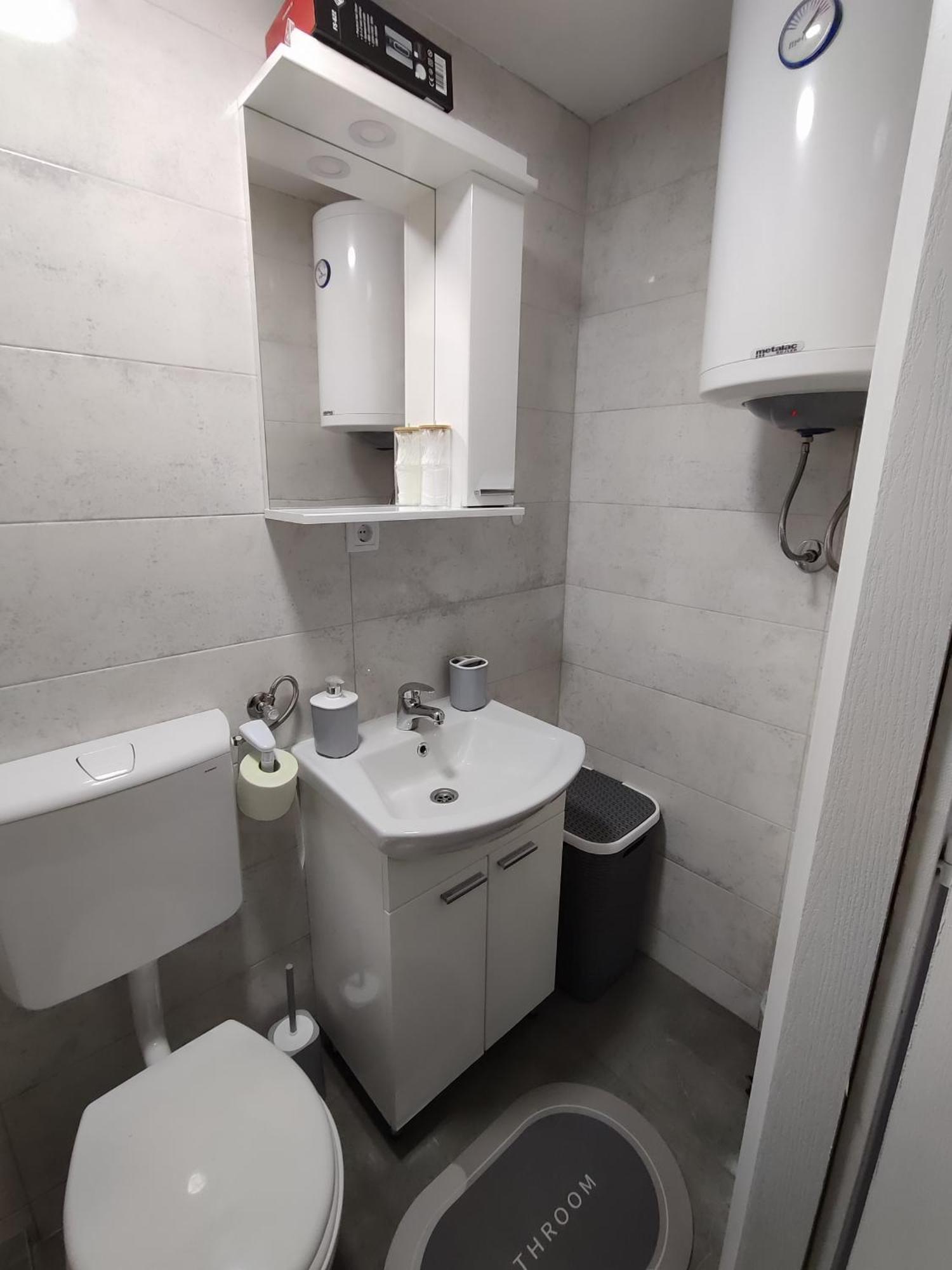 Studio Apartman Free Parking Rubikon Belgrad Zewnętrze zdjęcie